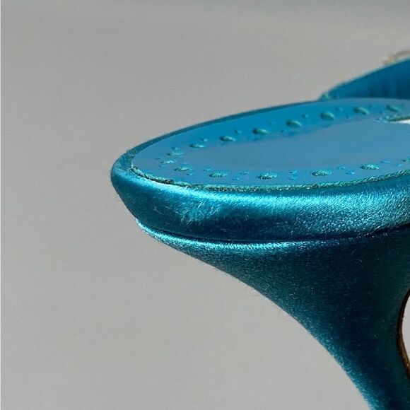 Manolo Blahnik Lurum 90 Embellished Satin Mules size 38 - Picture 10 of 13